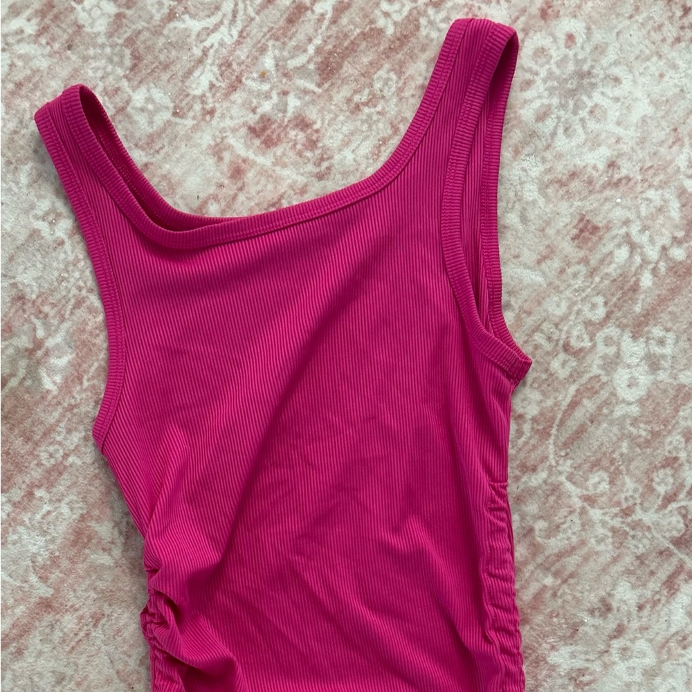 SHEIN Fuchsia Ribbed Tank Top